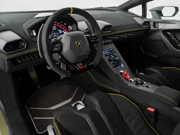 Huracán STO Verde Turbine Matt Lift Sportsitze