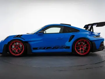 992 GT3RS Sharkblue Pyrored Weissach PCCB Lift