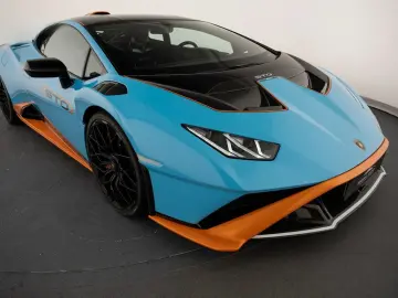 Huracán STO + BLU LAUFEY + Präsentation Konfig.