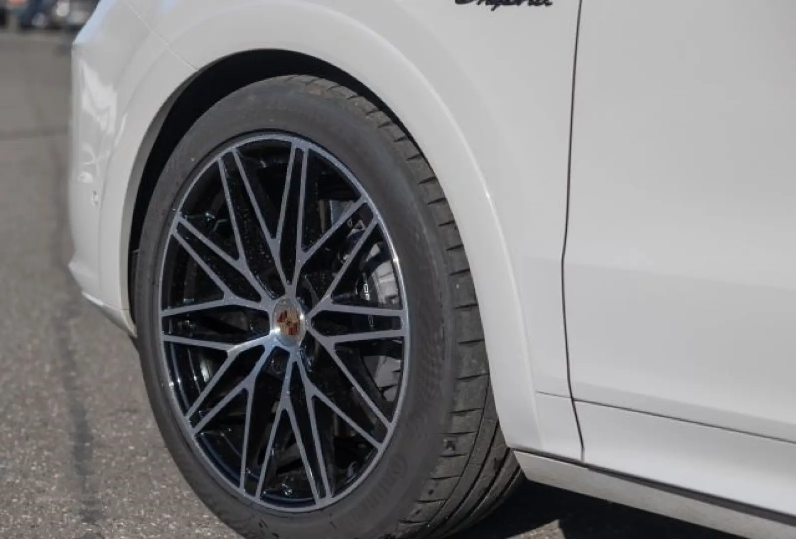 Porsche Cayenne E-Hybrid Coupe