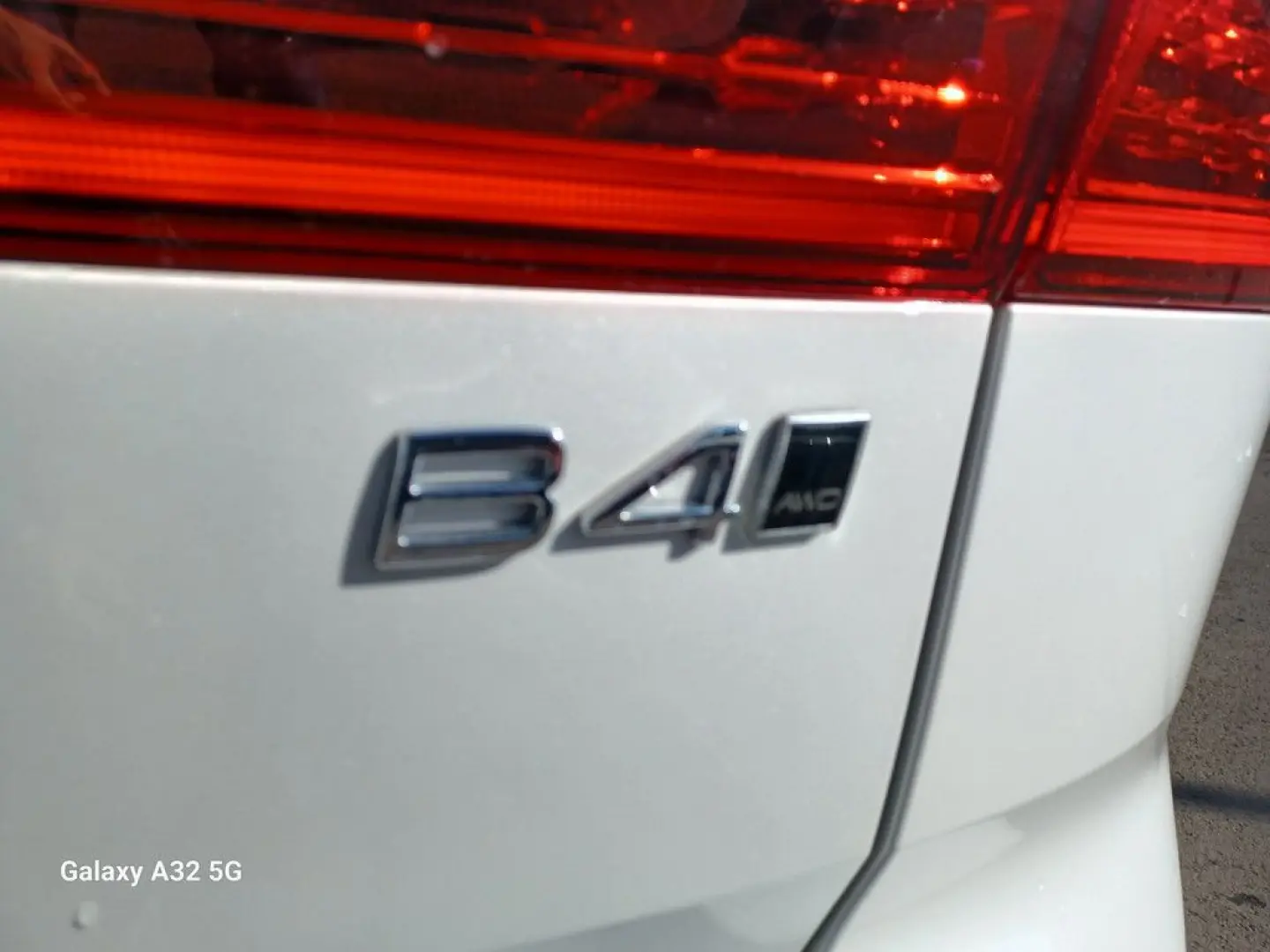 XC60 B4°Plus Dark°AWD°ACC°H/K°19Zoll°AHK