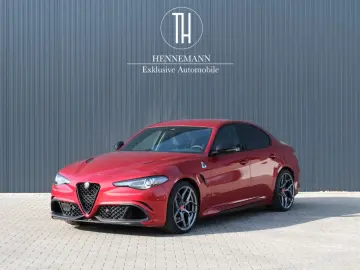 Giulia Quadrifoglio ACC Carbon PogeaRacing 589PS