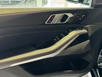 X5 30 d xDrive M Sport*Pano-SKY*StHzg*Luftf.*AHK