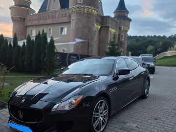 Maserati Quattroporte