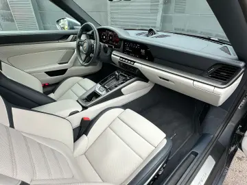 Porsche 911 Carrera Cabriolet PDK