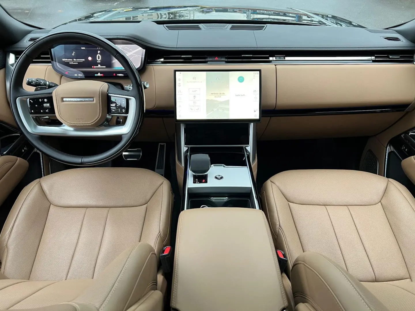 RANGE ROVER AUTOBIOGRAPHY P530 LANG PANO 7 SITZE