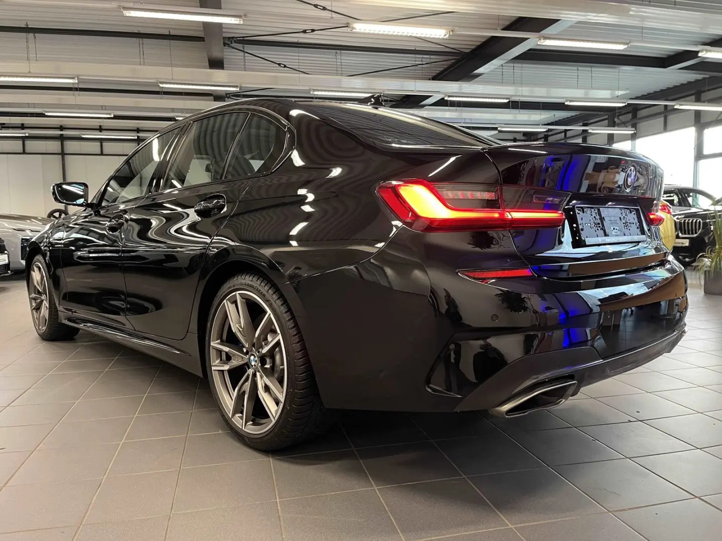 M340i xDrive M Sport 19