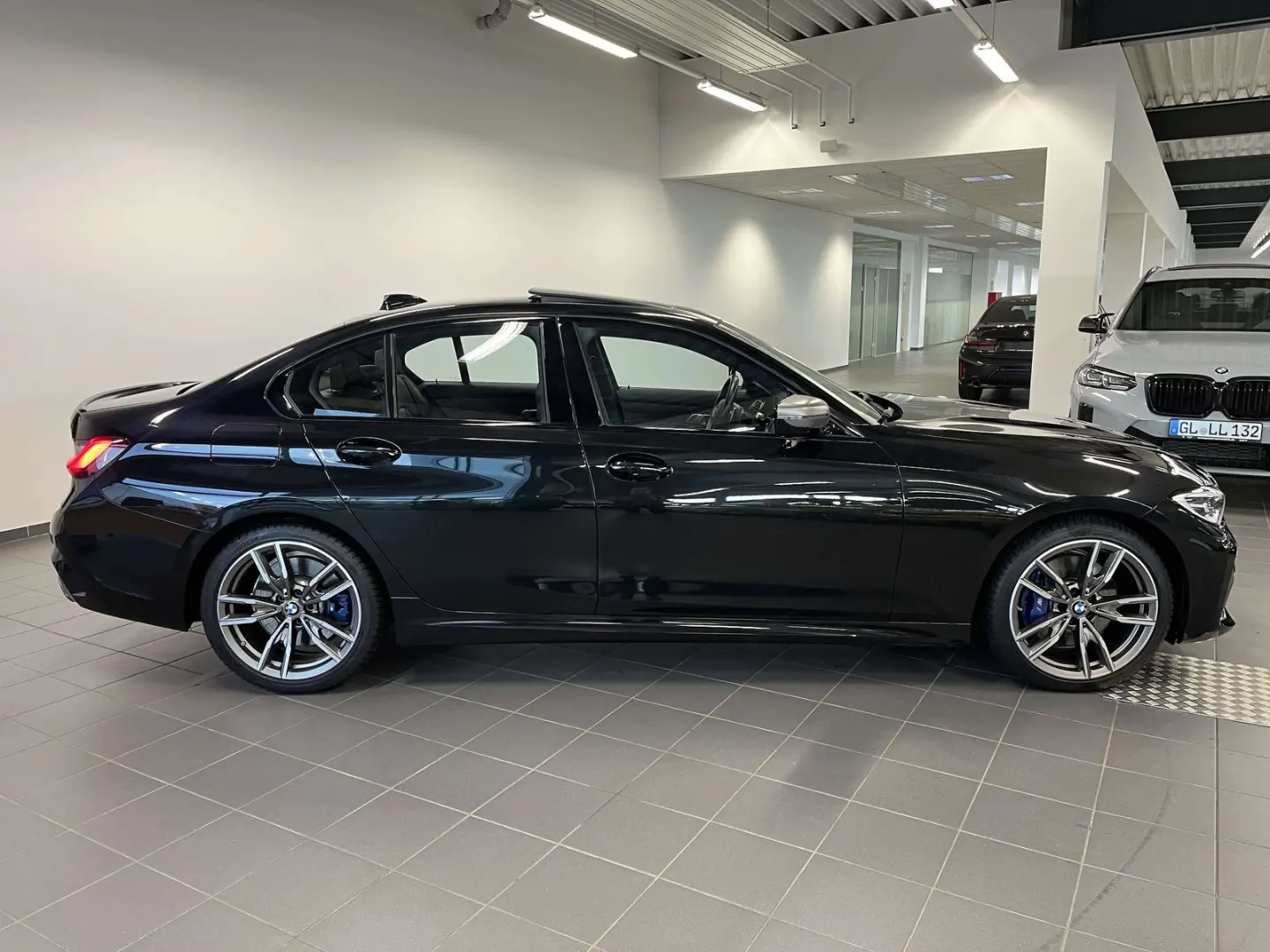 M340i xDrive M Sport 19