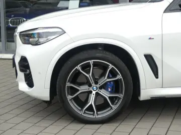 X5 xDrive30d M Sport 7Sitze Sthzg°AHK°Pano°ACC+
