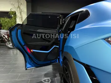 Urus Performante BLU MATT,B&O,FULL CARBON,AKRA