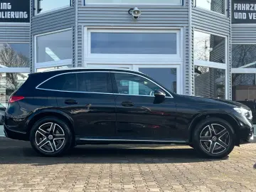 GLC 300 4Matic AMG RHD RECHTSLENKER NEUWAGENZUS.