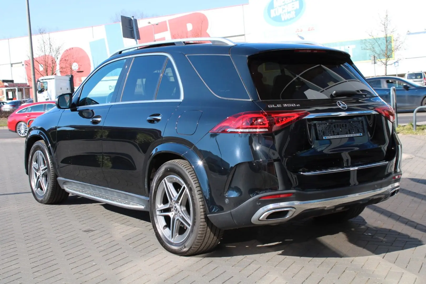 GLE 350 e 4-M AMG-Line Distr. Pano Airmatic AHK