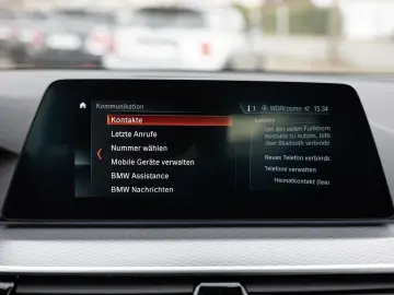 530e iPerformance M-Sport HUD KAMERA SHZ PDC ACC