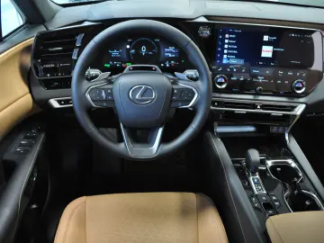 NEW LEXUS RX450H+ PLUG IN HYBRID F SPORT Panorama
