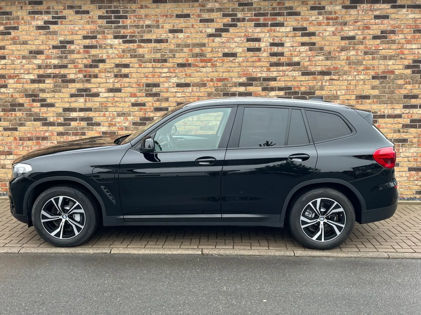 X3 xDrive 30e HeadUp Navi LED Pano CockpProf