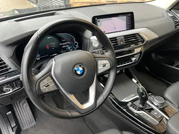 X3 xDrive 30e HeadUp Navi LED Pano CockpProf
