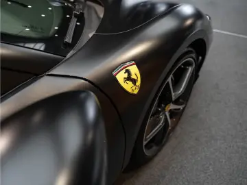 296 GTS Painted Stripes Full Carbon 296 3.0 V6 G