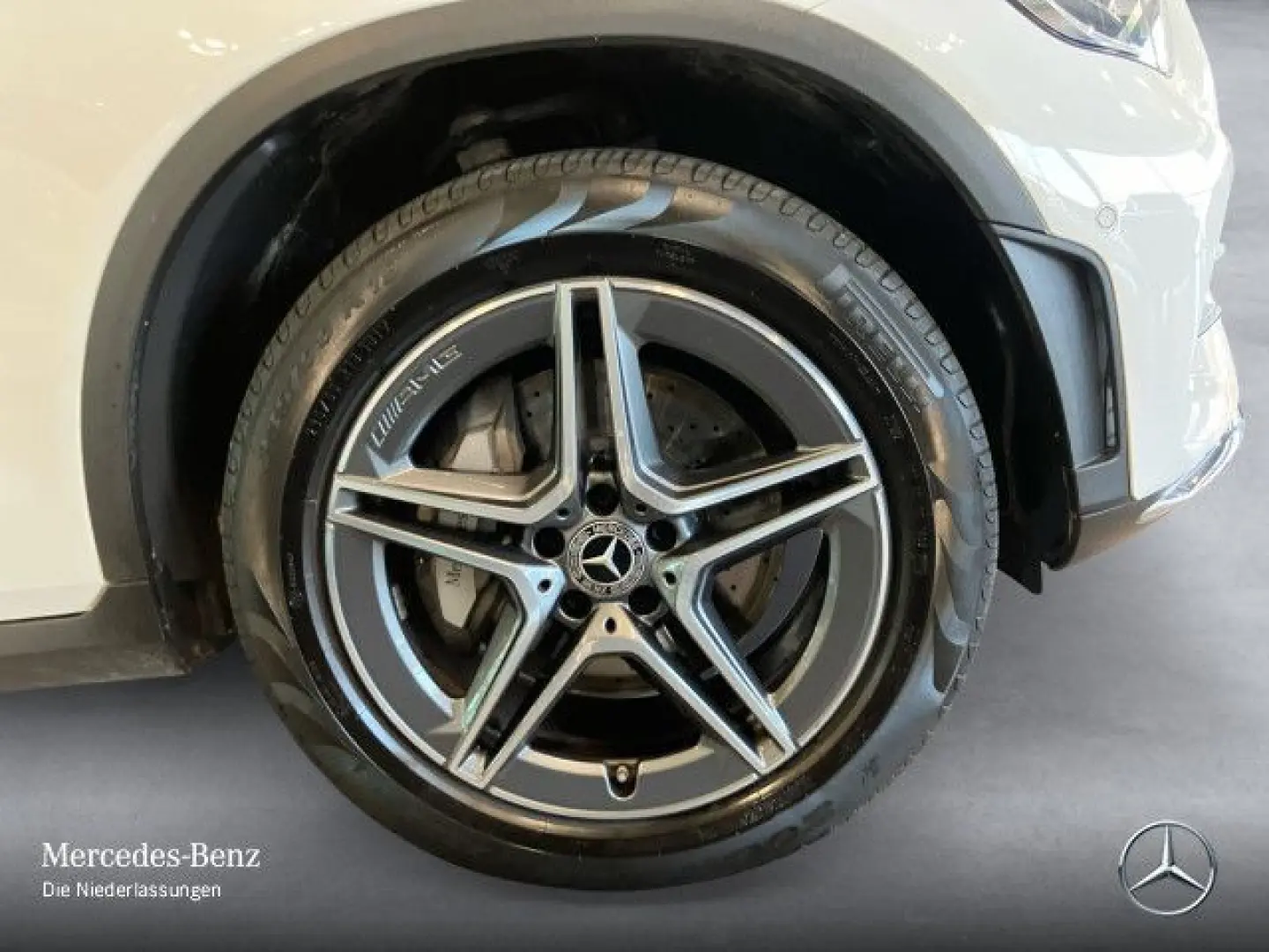 GLC 300 e AMG/DigiDispl/360/DWA/Burmest/HighInfo