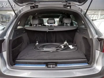GLC 300 de 4M AMG SPUR PANO AHK KAMERA PDC SHZ
