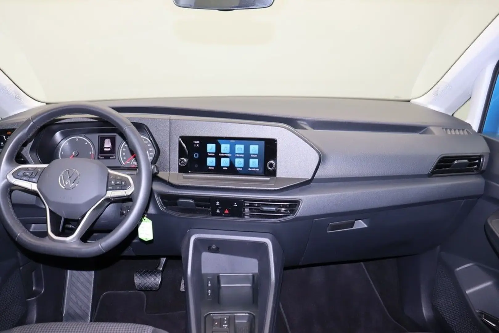 Caddy 2.0 TDI DSG DAB+ GJR Einparkhilfe