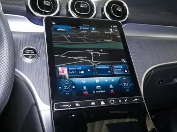 GLC 300 4M Coupé , AMG NIGHT KAMERA SPUR PANO