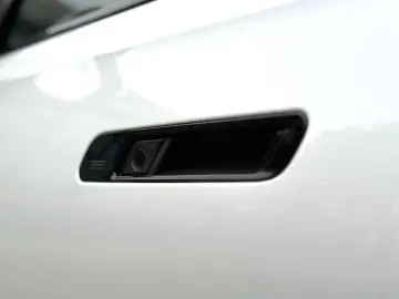 750e xDrive PANO-SKY Aut.Tür Autobahnas Massage