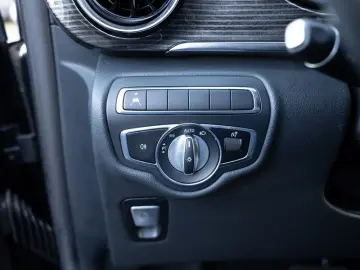 EQV 300 AVANTGARDE L+AMG+MBUX+LED+6-SITZER