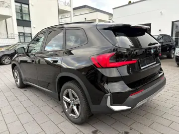X1 18d Auto