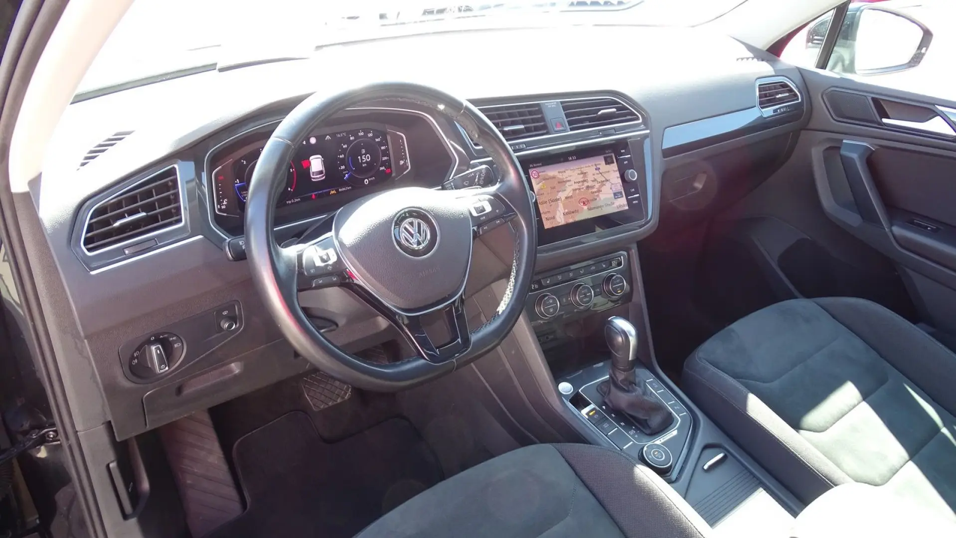 Tiguan 2.0 TDI R-Line 4Motion LED Panorama AHK