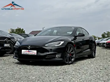 TESLA Model S PERFORMANCE LUDICROUS MODE DUAL MOTOR
