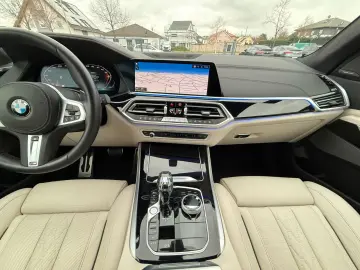 X5*M50i*INDIVIDUAL*360°ACC*HUD*LASER*H&K*DAB*