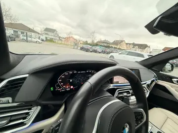 X5*M50i*INDIVIDUAL*360°ACC*HUD*LASER*H&K*DAB*
