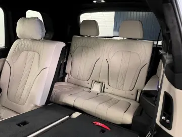 BMW X7 M60 i 530HP Individual