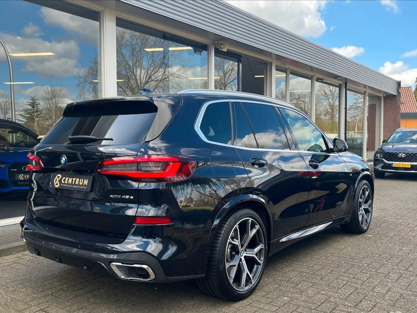 X5 xDrive 45 e M Sport | B&W | Skylounge|Vol