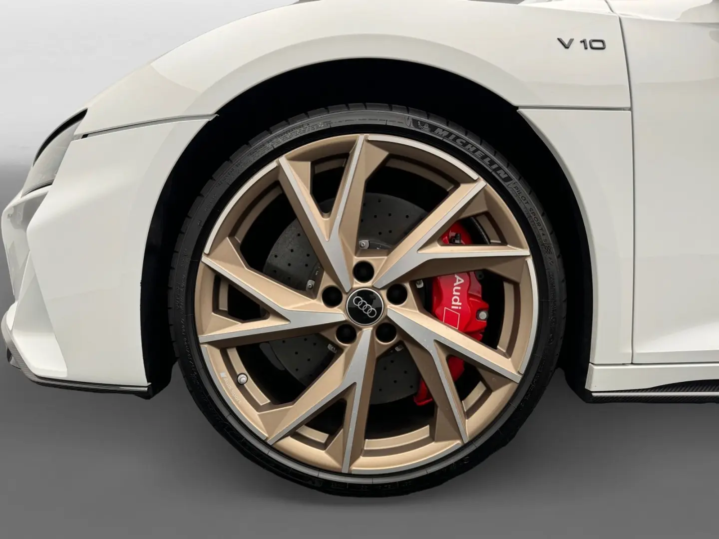 R8 Coupé V10 performance KERAMIK*MAGNETIC*B&O*20