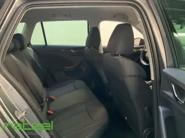 Kamiq Ambition 1.0 TSI Digitales Cockpit LED ACC