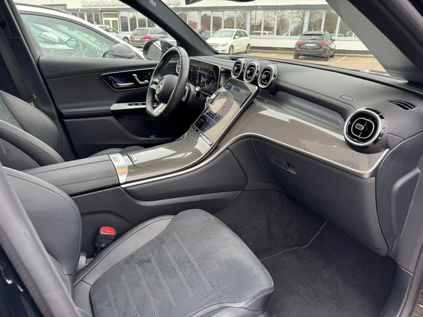 GLC 300 d 4M , BURM AMG NIGHT DISTR SPUR PANO