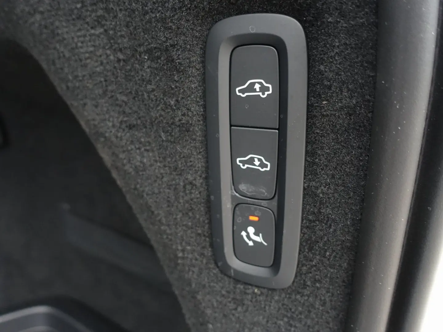 XC90 Recharge Ultimate T8 AWD/360°/Pano/FourC