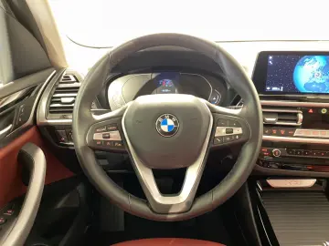 X3 xDrive20i Navi Kamera Driv.Assist Sportsitze