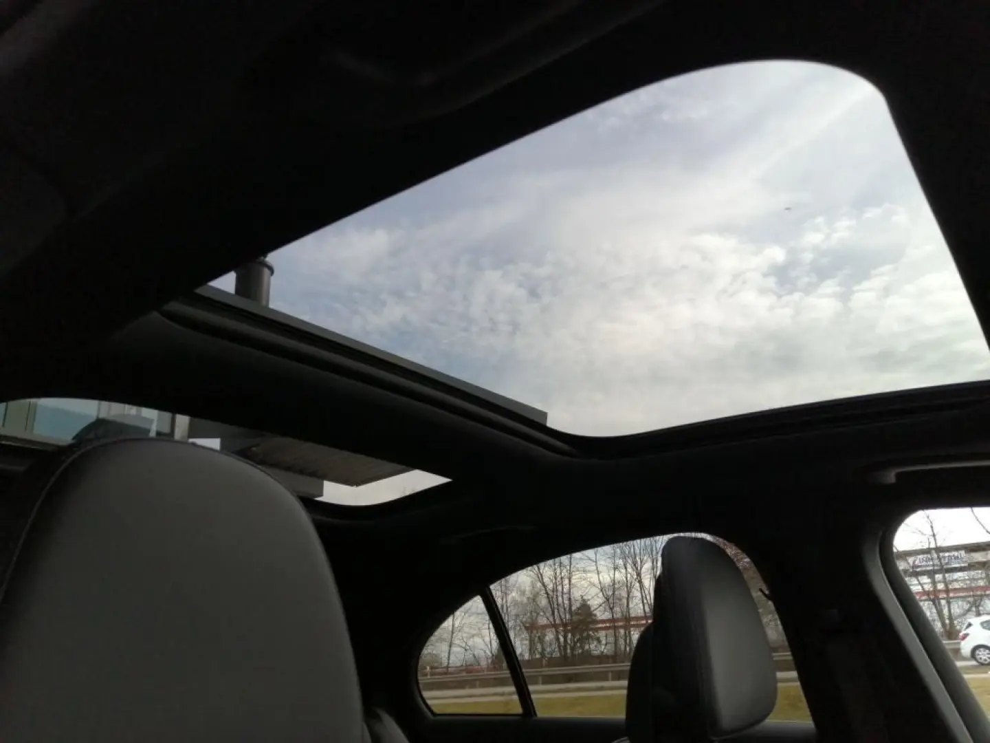 E 220 d 4M *AMG*Pano*360°*Stdhzg*KeyGo*MBUX*Burm