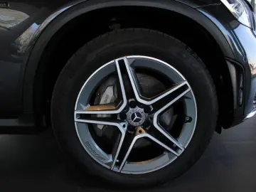 GLC 300 de 4M *AMG Navi LED Kamera eHeck Sitzhzg