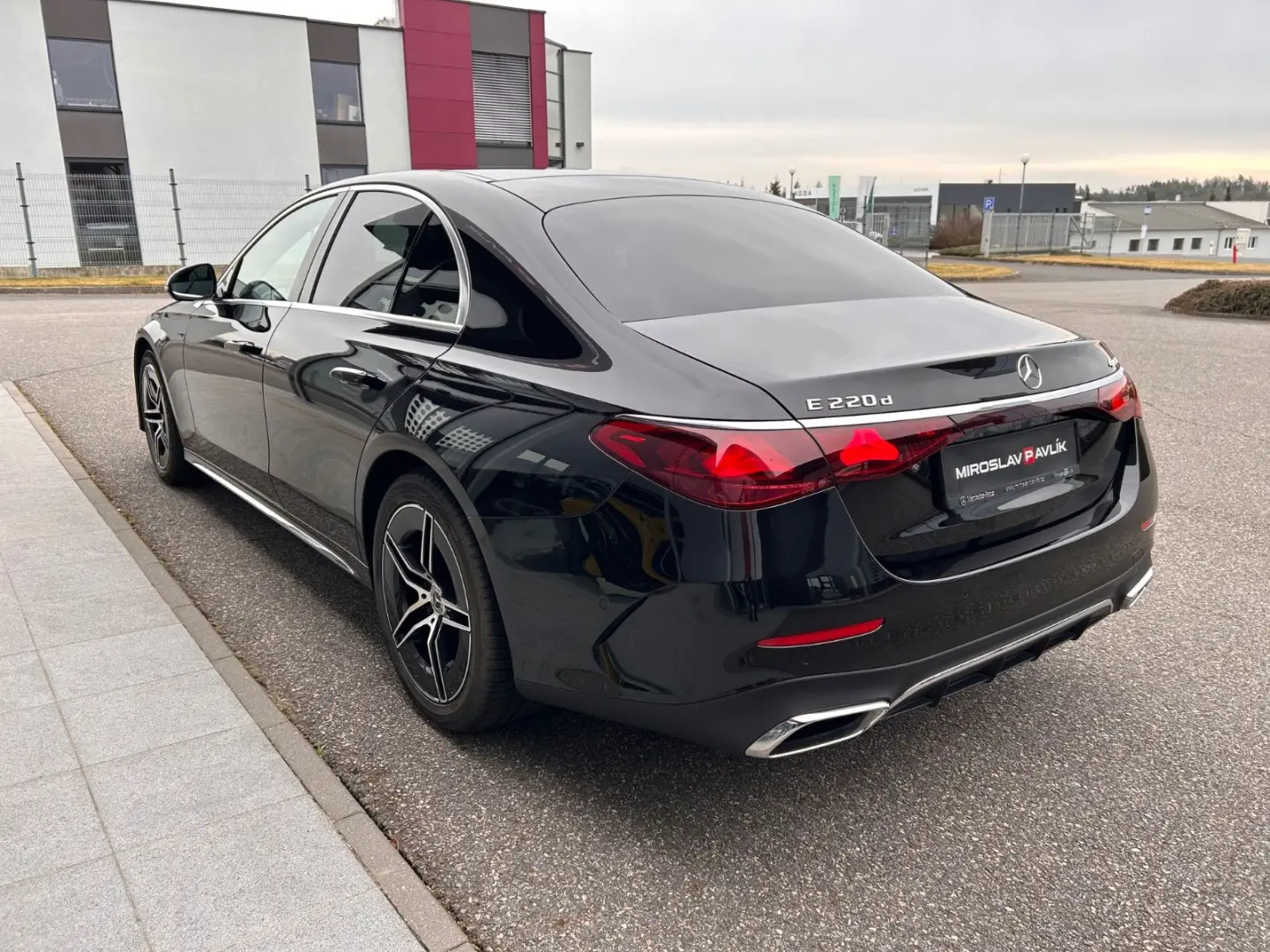 E 220d 4Matic AMG AHK