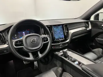 XC60 R Design AWD Facelift PANO+HUD+°360KAM+AHK