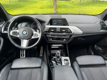 X3 xDrive 20 d M-PAKET PANO*NAVI*LEDER*AHK*KEY*