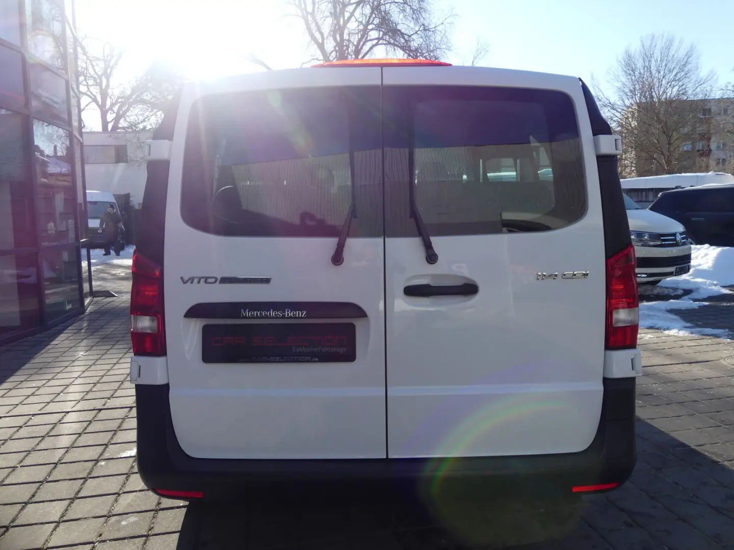 Vito Tourer 114 kompakt 7 SITZER 9GAUTOM/NAVI/DA