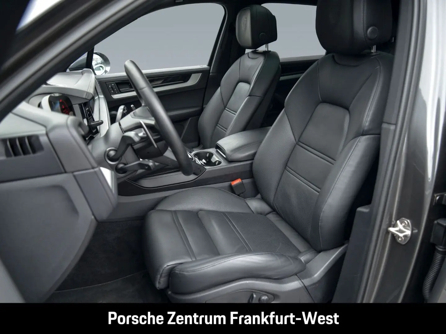 Cayenne E-Hybrid BOSE Panoramadach Luftfederung