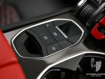 Urus FullCarbon/Adv.B&O/Massage/Akrapovic