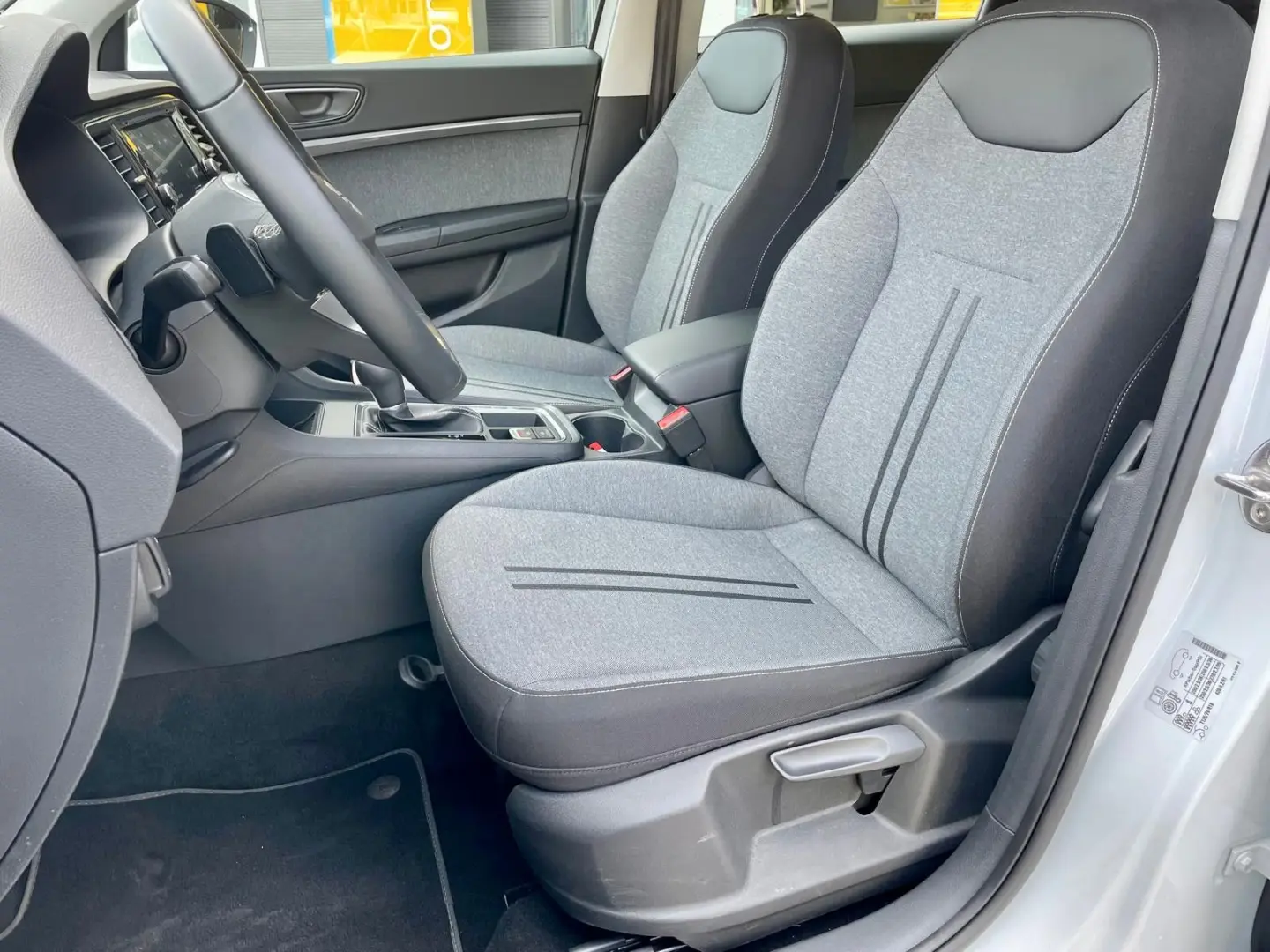 Ateca Style *180°KAMERA*CARPLAY*SHZ*LHZ*PDC*