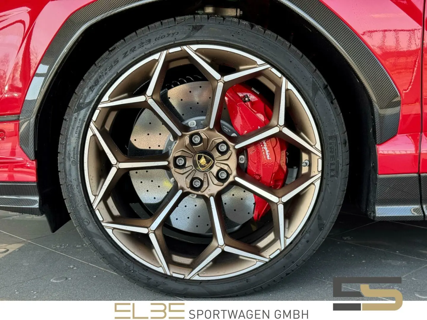 Urus Performante B&O FULL CARBON DARK ADAS HUD
