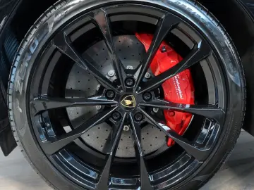 Urus 4.0 V8 S